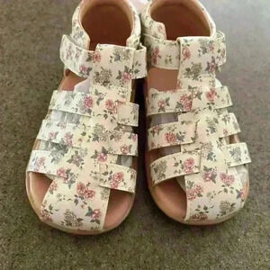 H&M White and Pink Floral Slip-On Sandals
